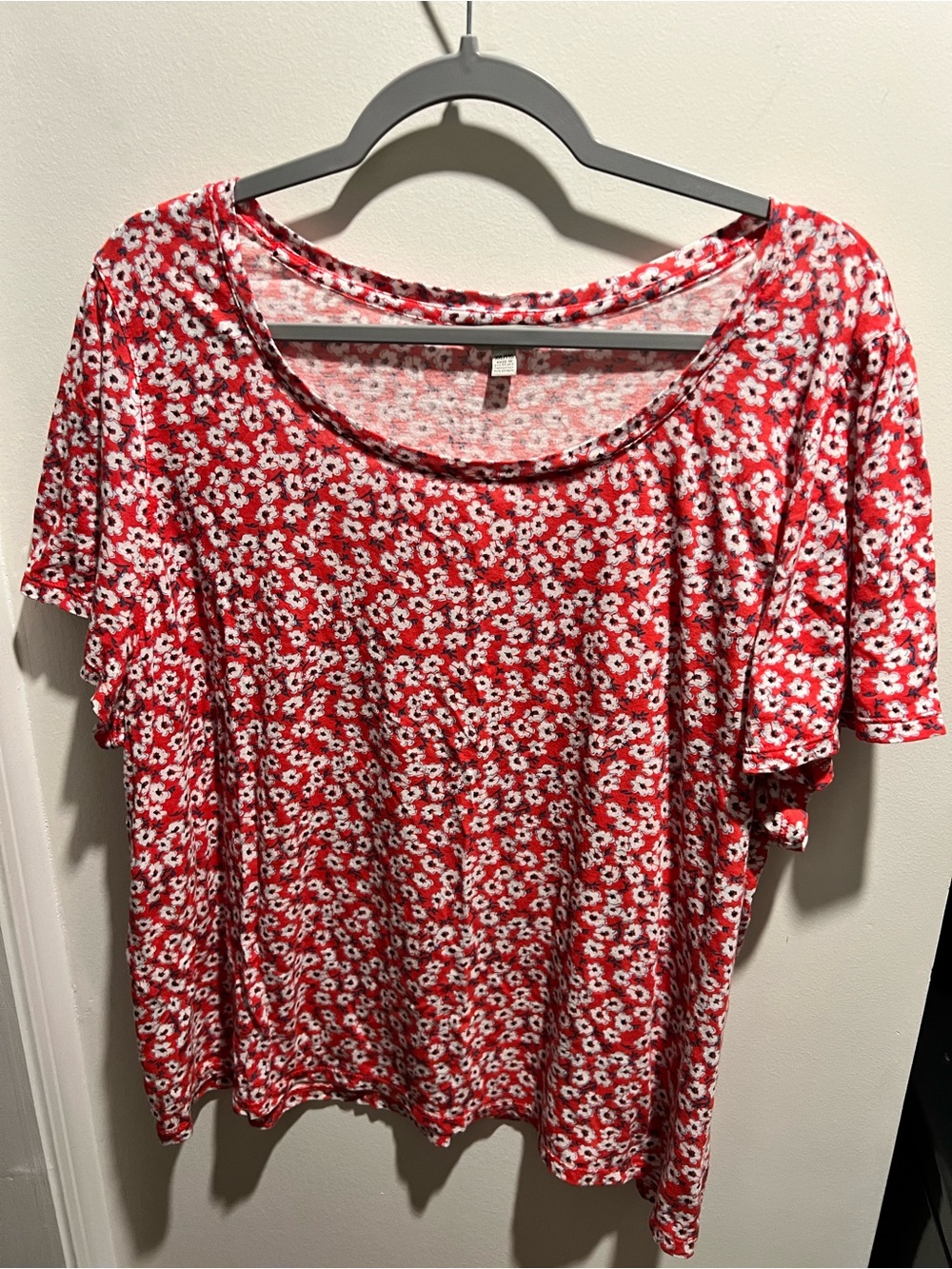 Lucky Brand Red Floral Scoop Neck Short Sleeve Top